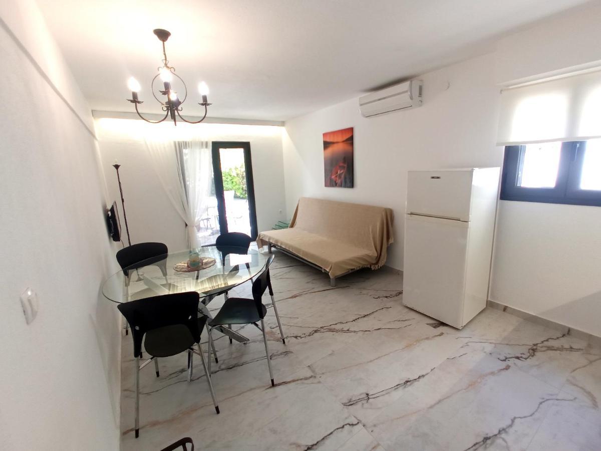 Salonikiou Beach Apartments Akti Salonikiou Exterior photo