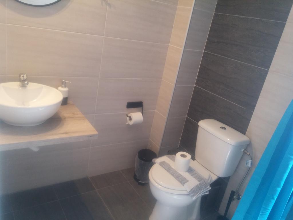 Salonikiou Beach Apartments Akti Salonikiou Exterior photo